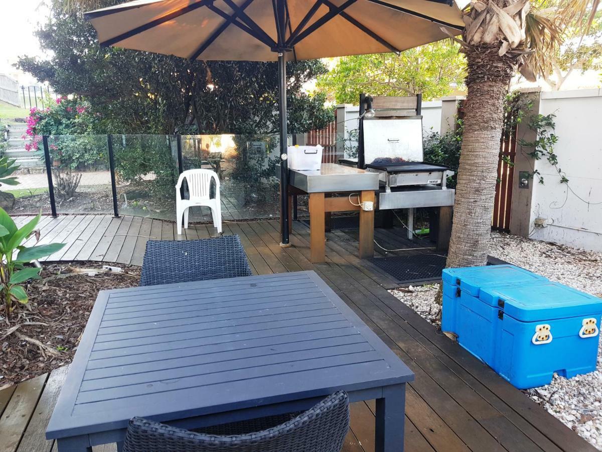 Casablanca Beachfront Apartments Bribie Island North Exterior photo