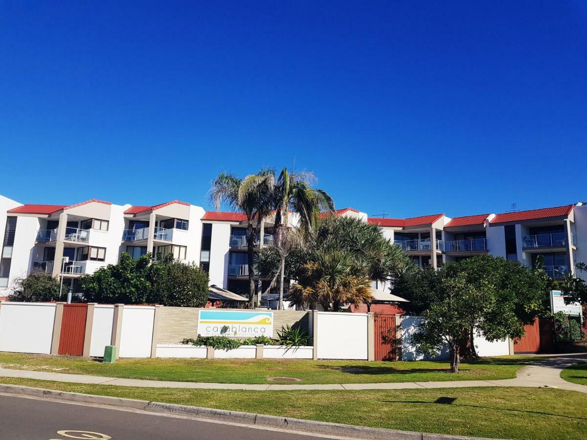 Casablanca Beachfront Apartments Bribie Island North Exterior photo